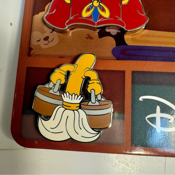 NWT. Disney Pets Outfits Lady Pin Set with Sorcerer Mickey Mouse - Picture 7 of 10